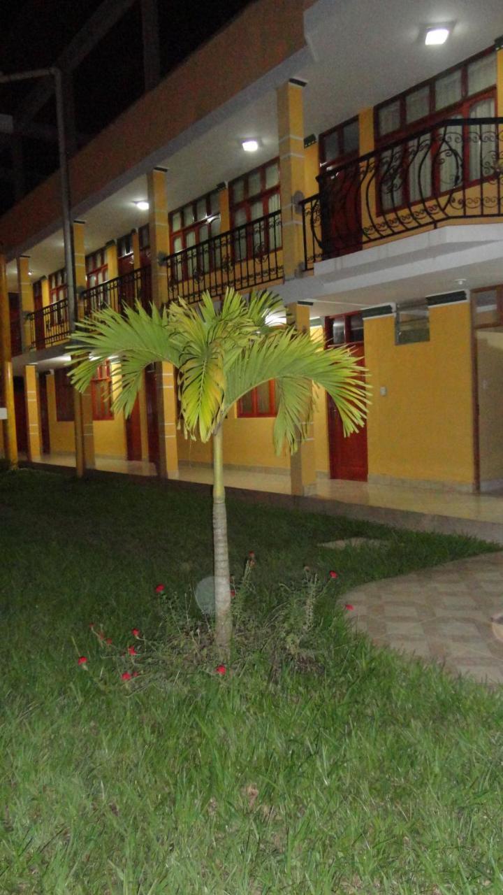 Dorado Hotel Cobija Exteriör bild